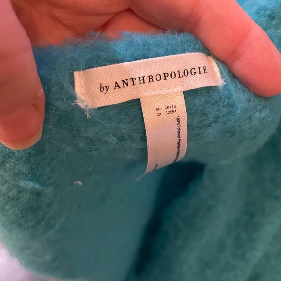 Anthro throw/wrap - Picture 3 of 4